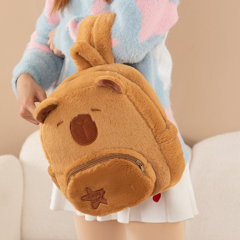 Nueva mochila Picabara Peluche Doll Cute Kids Bag Creative Capibara Doll Cartoon Backpack al por mayor