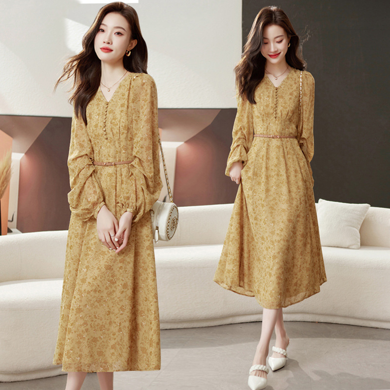 Real Shot of Liu Yifei's Floral Dress in Windy Places, Women's New Summer Long-Sleeved Printed V Neck Skirt Real Shot of Liu Yifei's Floral Dress in Windy Places, Women's New Summer Long-Sleeved Printed V Neck Skirt