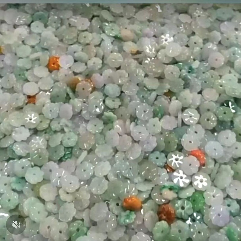 エメラルドビーズ氷種天然翡翠a品diy部品9mm小花玉翡翠時来運転花小ボタン|undefined