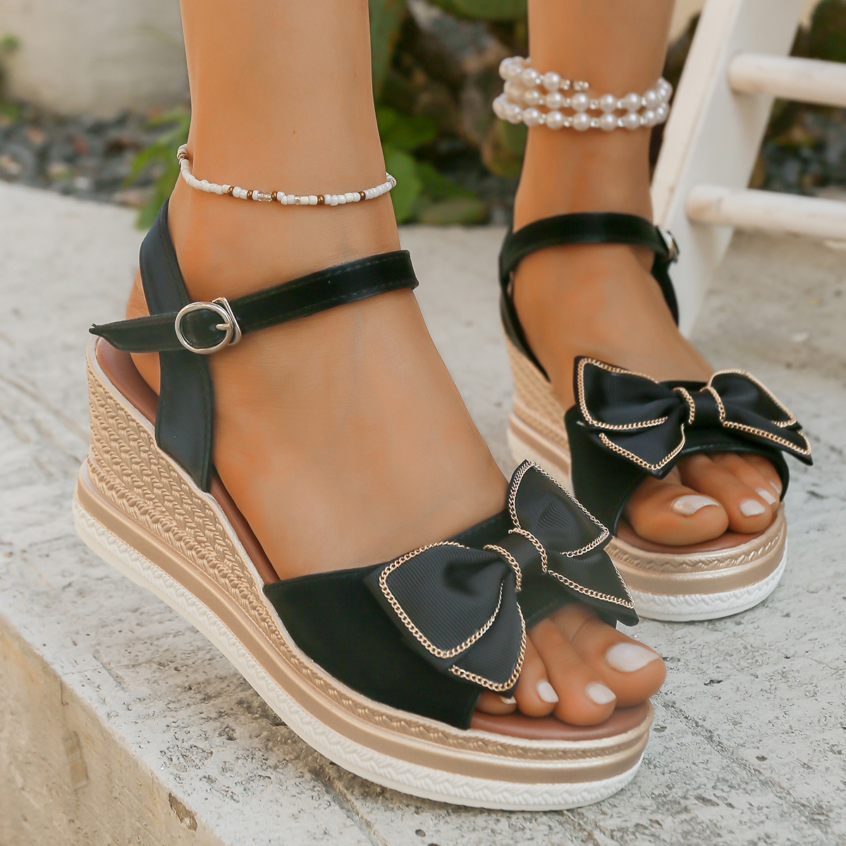 Summer fashionable sandals wedge heel platform with chunky sole open…