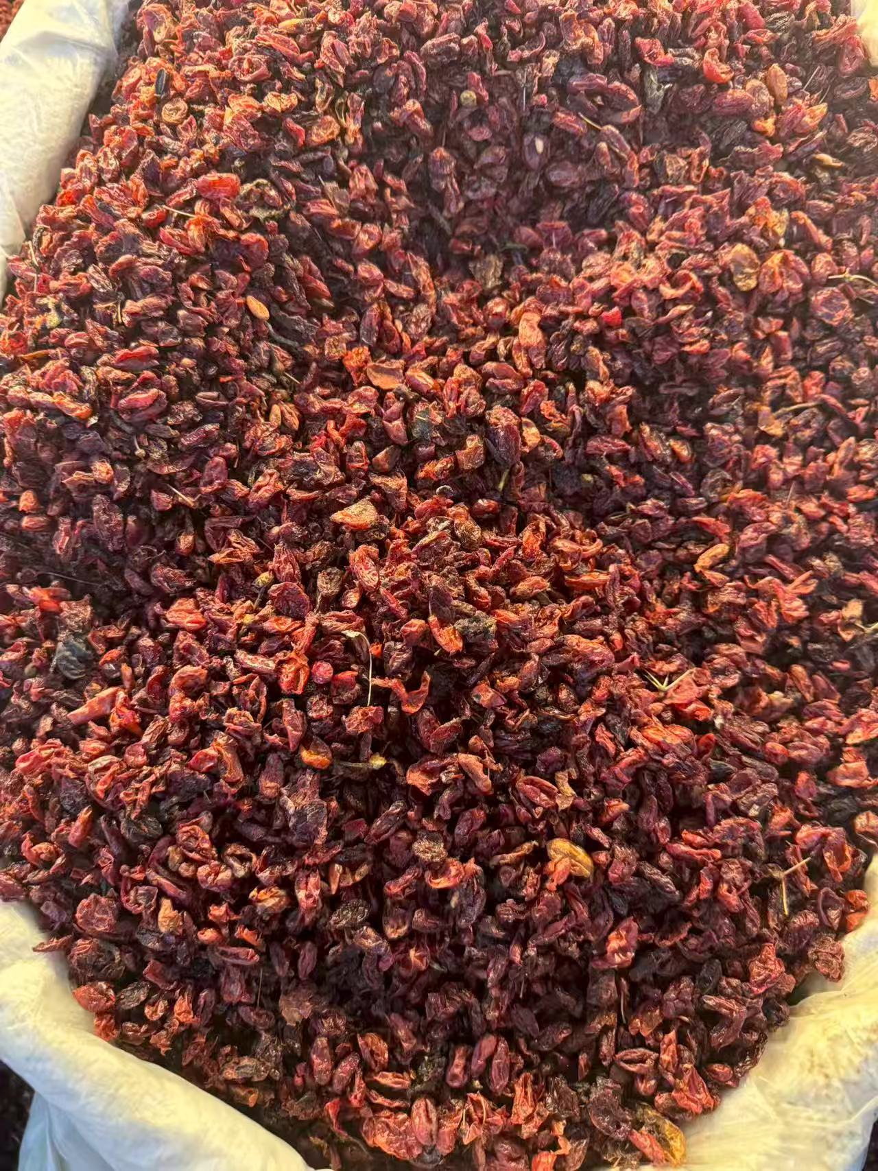 Dried Cornus Fruit Shan Zhu Yu 1000g Bag Traditional Chinese Herb for Tea and Decoction quality and texture