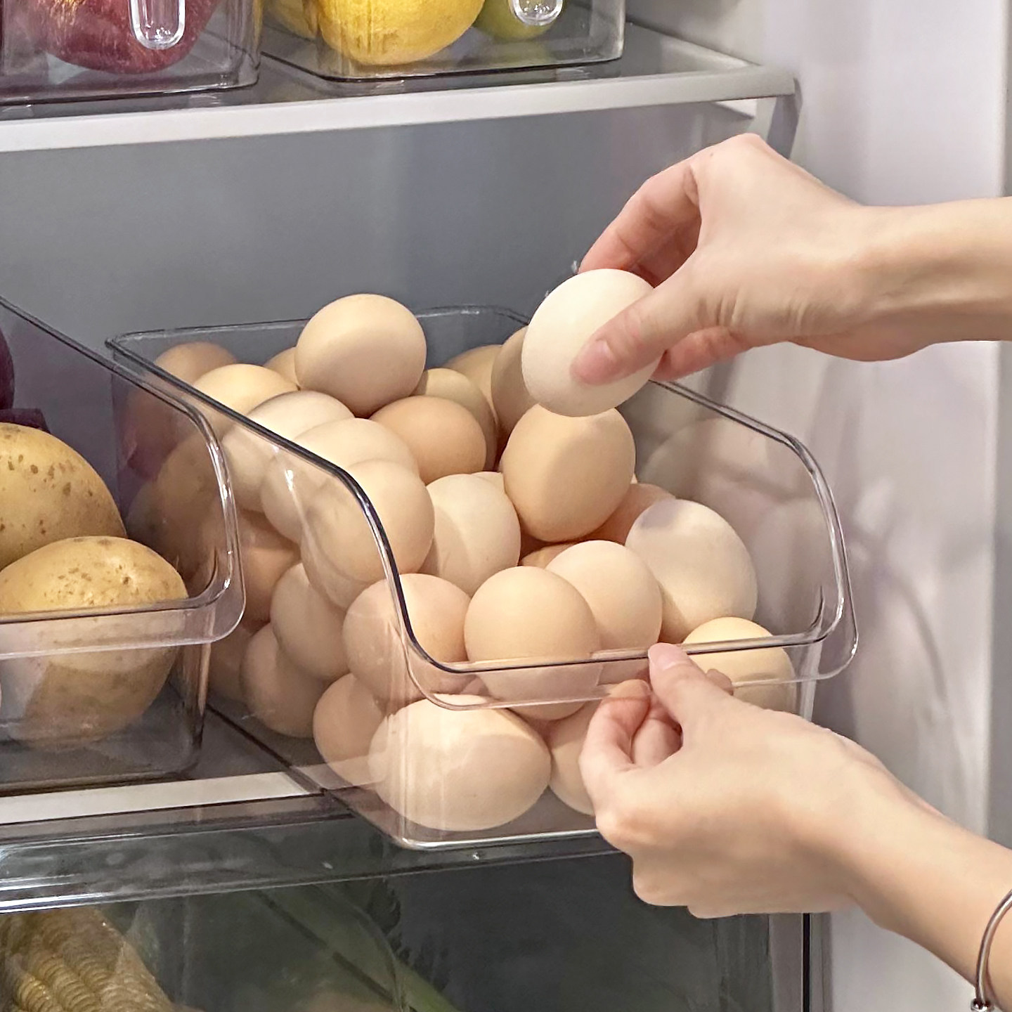 Egg storage box for home kitchen refrigerator, food-grade drawer-style preservation box, fruit and vegetable sorting and organizing tool