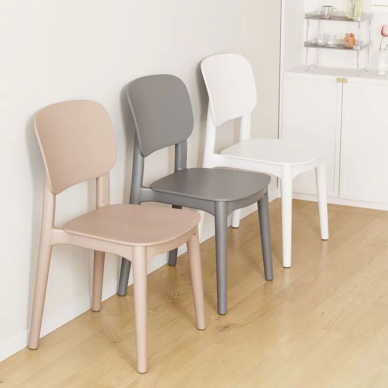 Silla de plástico para el hogar silla de respaldo de restaurante gruesa mesa de comedor silla de comedor comercial taburete moderno simple y cómodo al por mayor