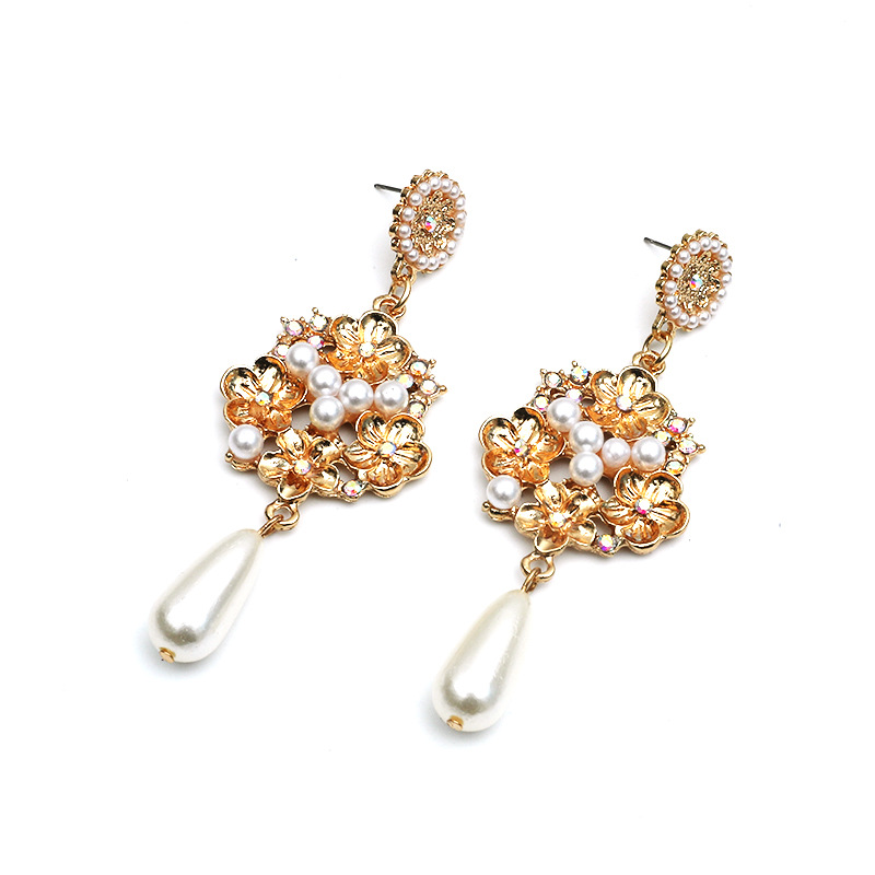 Vente En Gros Bijoux Baroque Perle Fleur Longues Boucles D&#39;oreilles Gland Nihaojewelry display picture 4