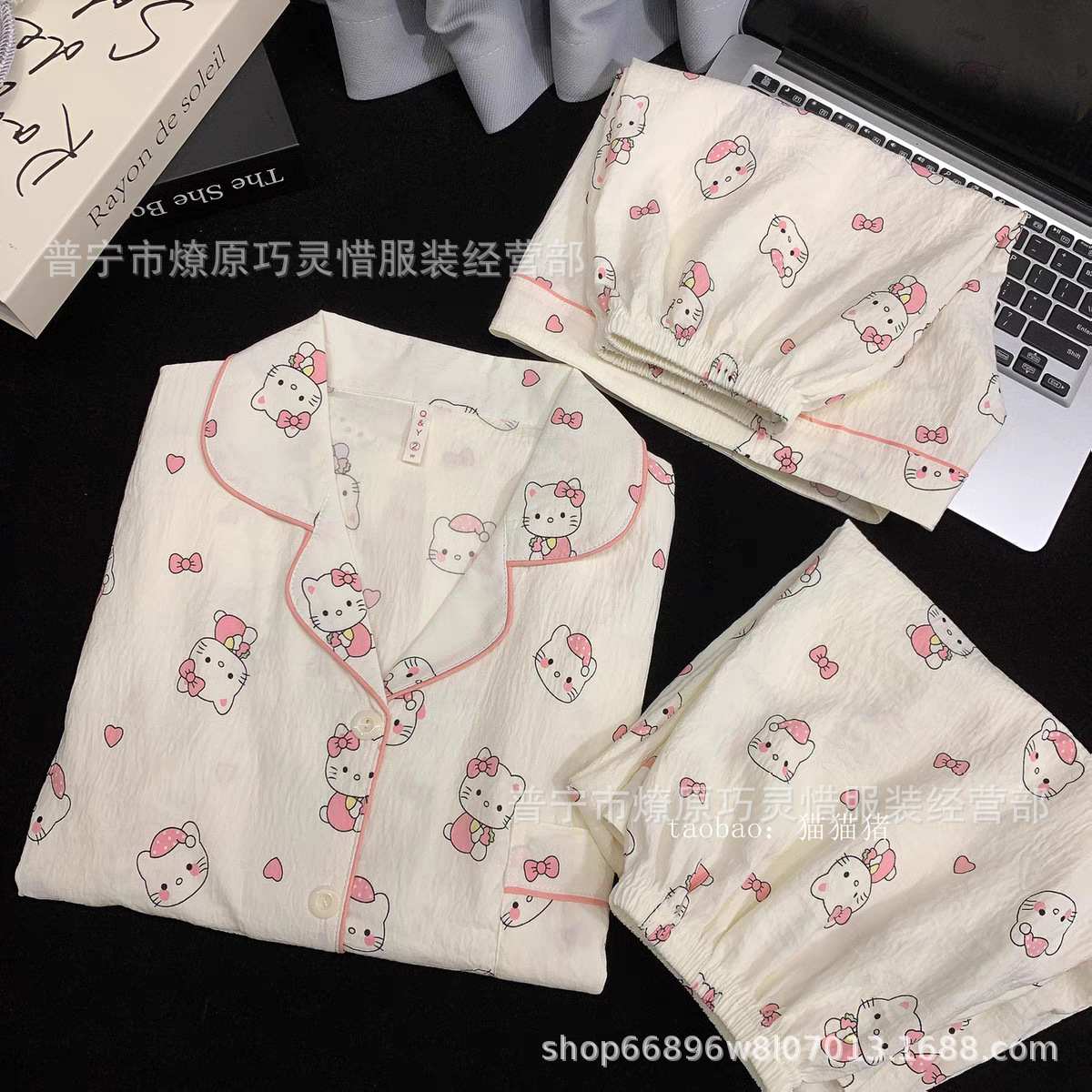 Hermosos pijamas de tela de rabu mujeres primavera y otoño verano nubes de algodón dulce mangas cortas pantalones cortos de tres piezas ropa para el hogar