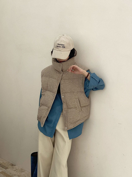 Velvet corduroy winter fashionable elite vest with down