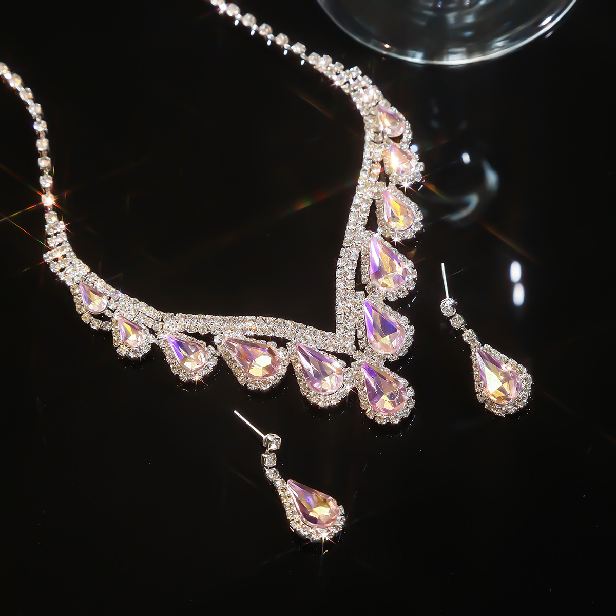 Crystal Necklace And Earrings Set With Royal Blue Crystals_voghion.com