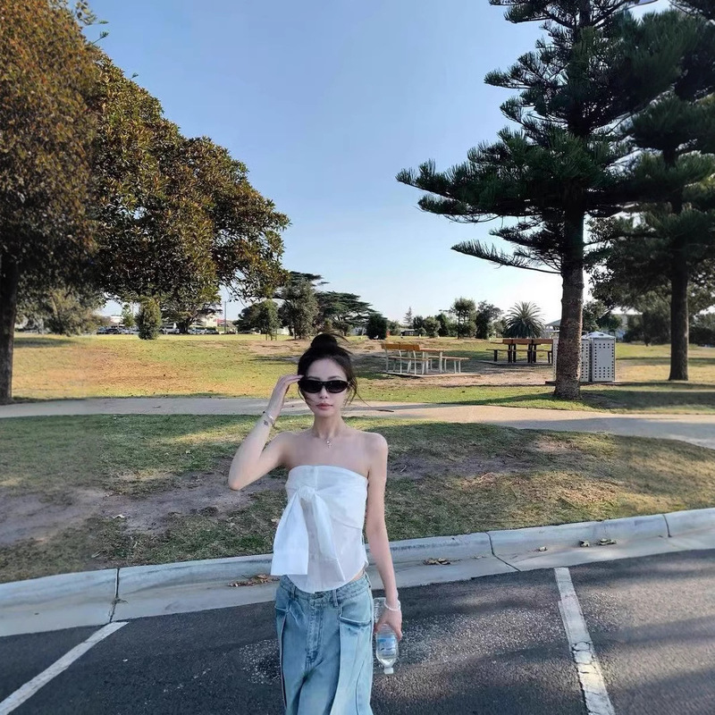 YUYURE 3.21 10:00 Details in the Romantic Free Lace-Up Shirt Shoulder Tube Top