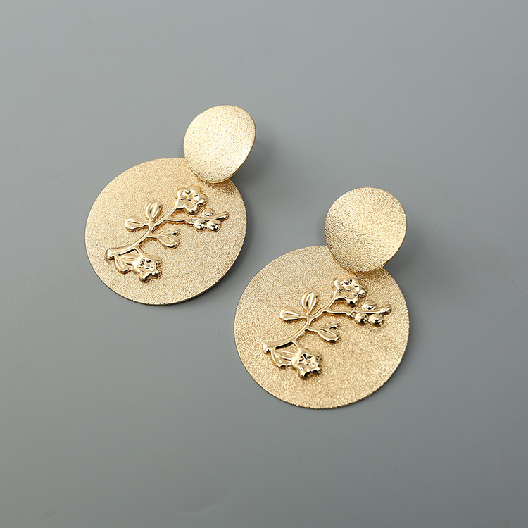 Fashion Disc Flower Inlaid Simple Alloy Earrings display picture 5