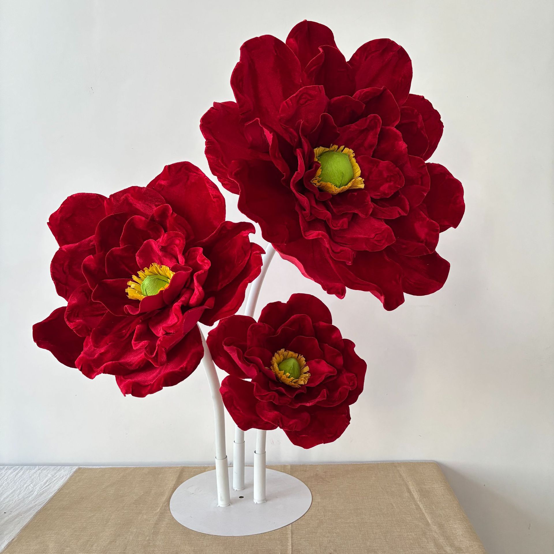 Nuevos accesorios de boda grandes flores de simulación de bodas decoración ventanas del centro comercial belleza artesanal flores de papel