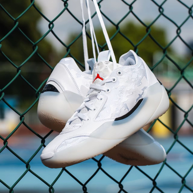 Pure Original Qiao 39Th Generation Guo Ailun Black Warrior Wear-Resistant Cushioning Breathable Ultra-Light Men's Practical Basketball Shoes Aj39 Trendy Shoes