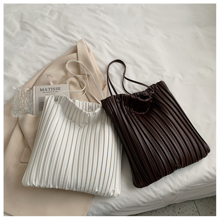 fashion soft leather simple largecapacity fold striped portable tote bagpicture3