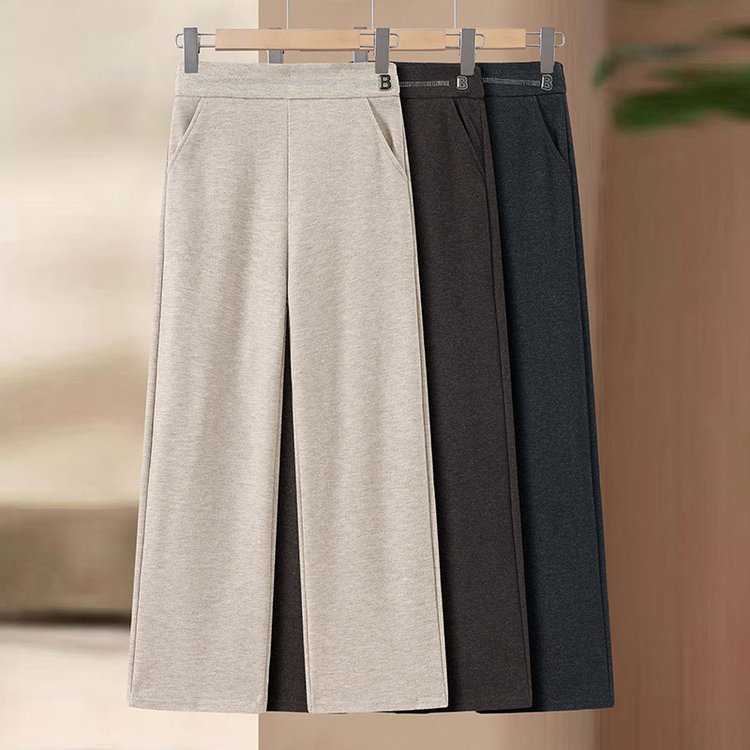 Trousers for mother