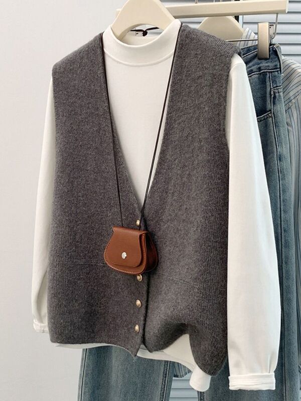 V Neck Knitted Vest for Women Spring, Autumn and Winter Outer Wear 2025 Fashionable Vest Large Size Cardigan Sweater Wholesale