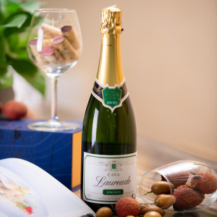 ����CAVA�����������a�^���ݾƚ��ݾ�ԭƿԭ�b�M�ڹ���Ůʿ����