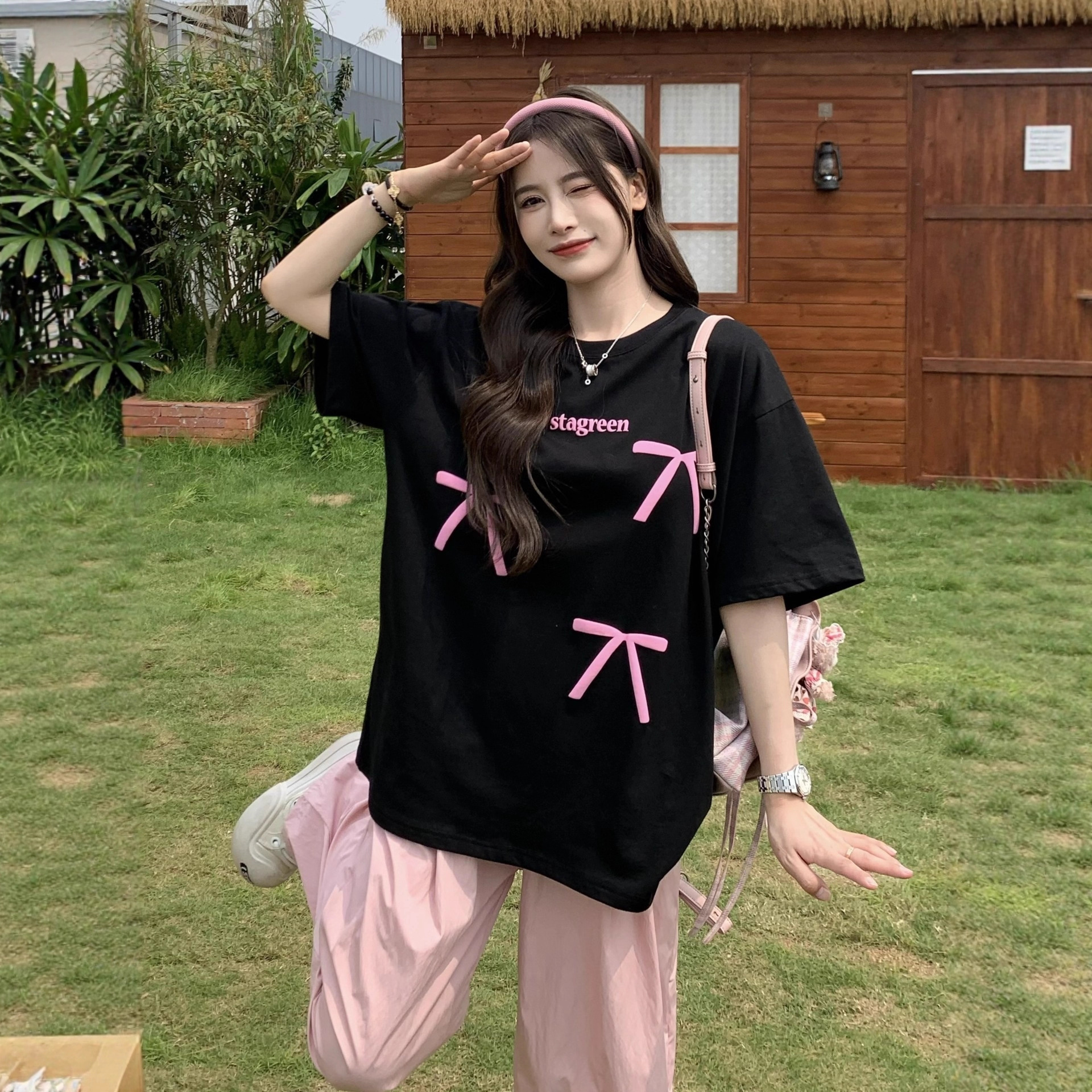 2025夏季设计感时尚蝴蝶结圆领短袖T恤女夏季甜酷宽松百搭上衣潮