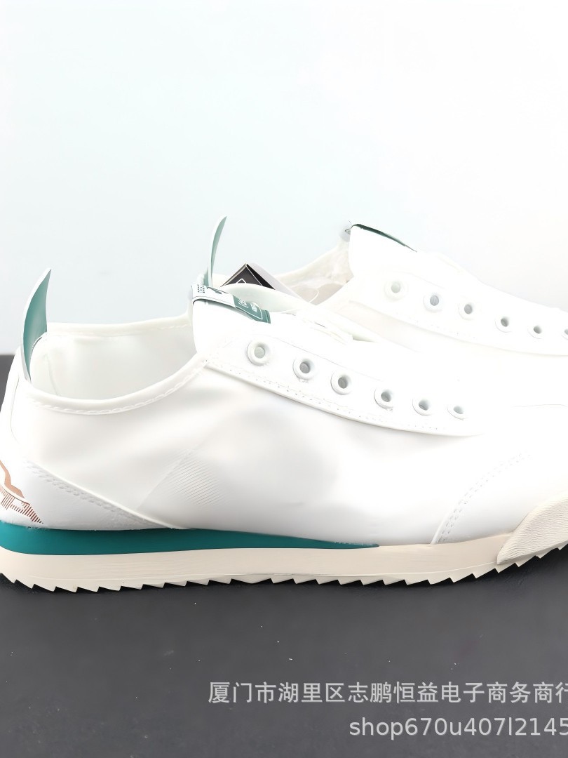 Spring 2025 New Model No-Lace Sports Solid Color Thick-Soled Color-Blocking Casual Men's Shoes J3195-D100 German Training Style