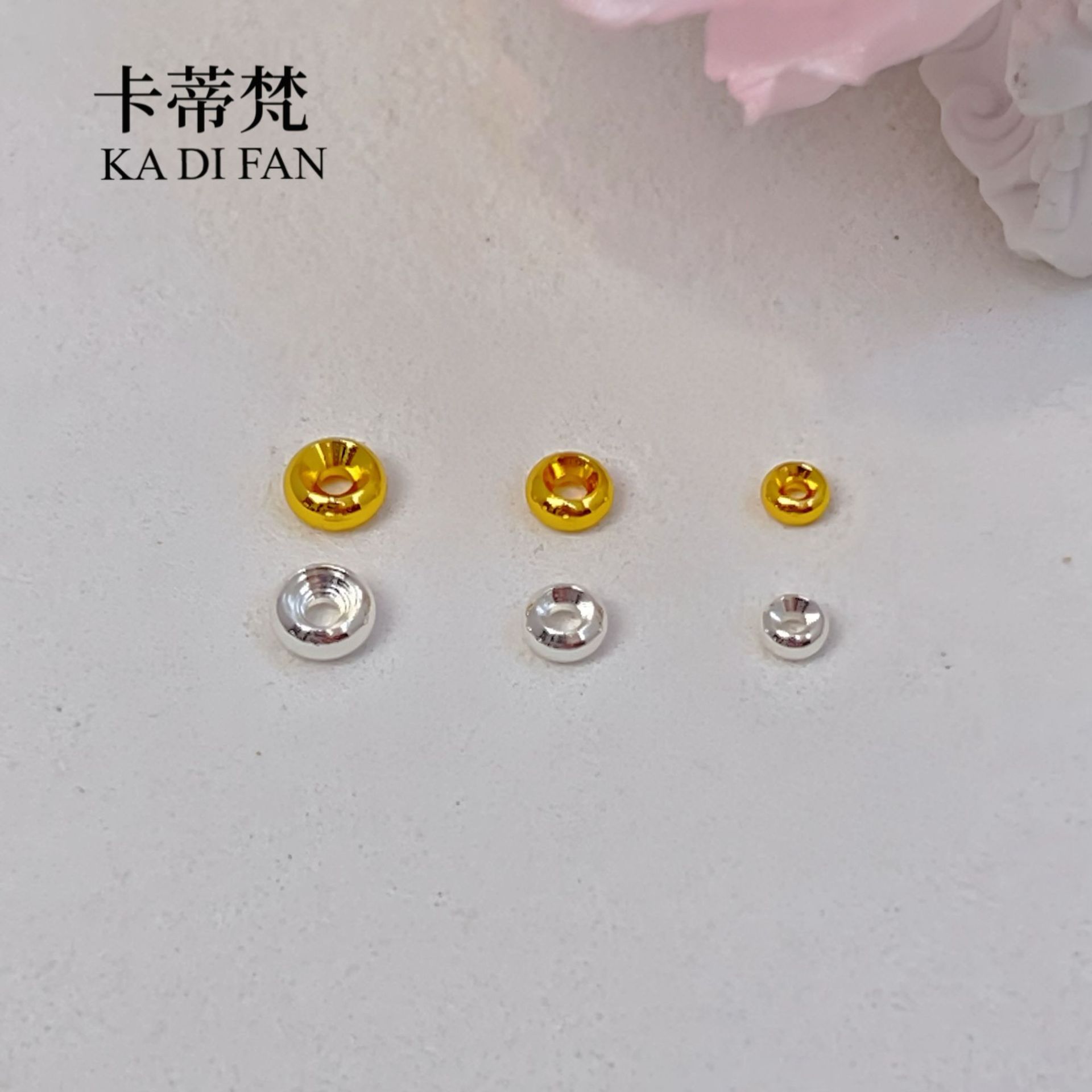 Accesorios de oro de arena de alta protección de color neumáticos dorados brillantes cuentas de espaciador plateado DIY accesorios de joyería shajin cuentas dispersas lotes