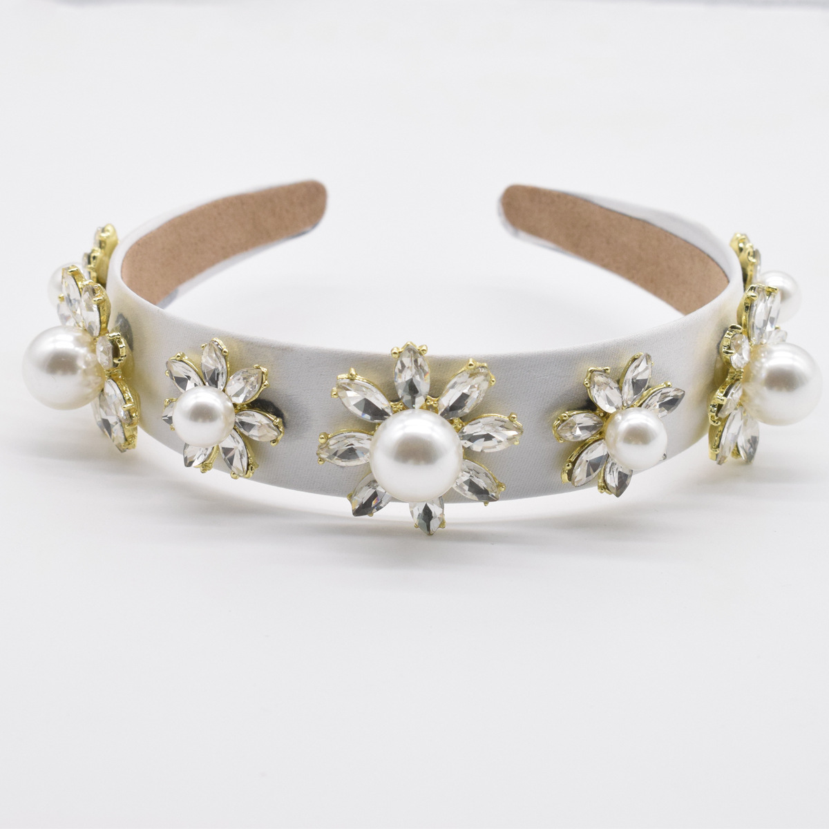 Baroque Diamond-studded Pearl Flower Wide-sided Headband display picture 1