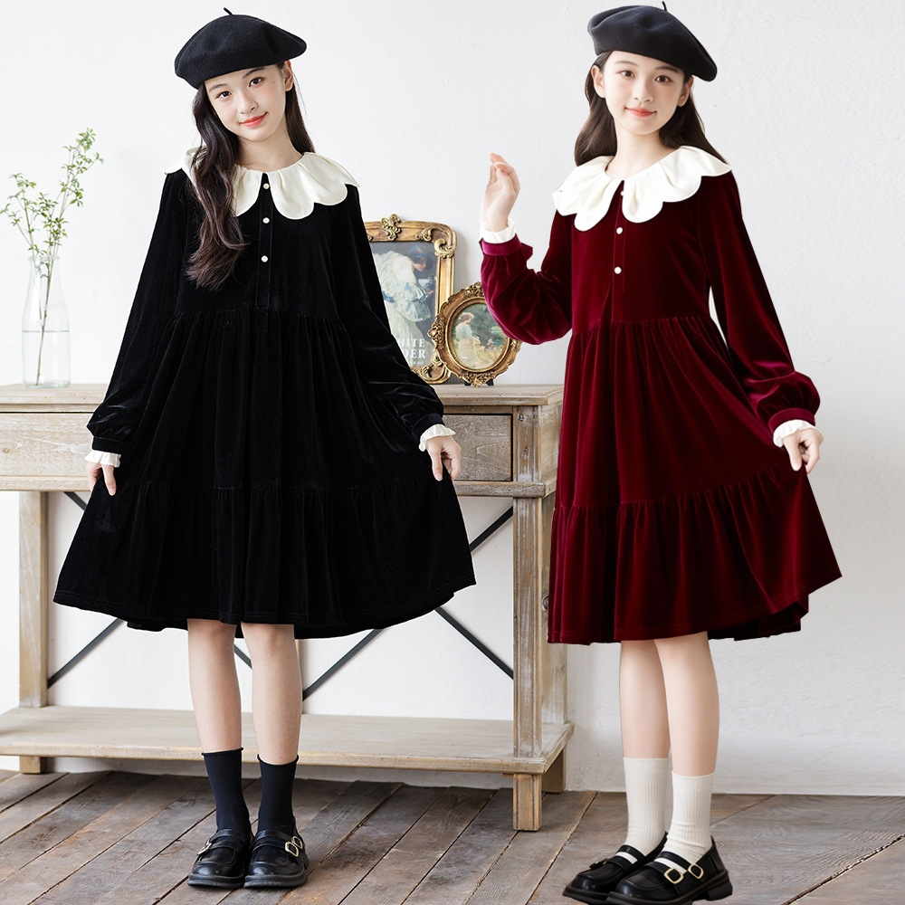 Big Girl Elegant Black Autumn and Winter 2025 New Sweet and Cute Princess Dress Lotus Leaf Collar Velvet Loose Dress