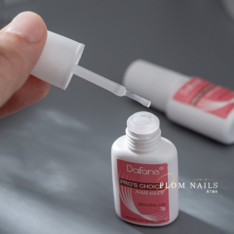Taiwan Quick-drying Nail Glue genuine goods Nail Glue Sticky Strong Nail Sticky Glue with Brush Head 7G Sticky Drill Taiwan Quick-drying Nail Glue genuine goods Nail Glue Sticky Strong Nail Sticky Glue with Brush Head 7G Sticky Drill