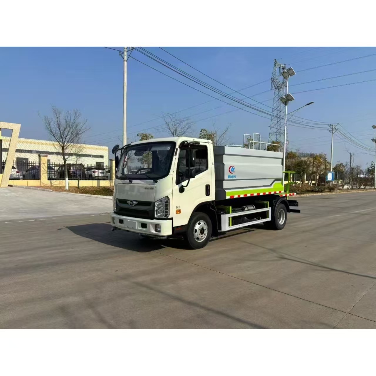 Chengli Brand National Vi Foton 7-Ton Blue Plate Sprinkler Truck Can Be Equipped with 30/ 40m Fog Cannons. C Certificate Can Be Registered Nationwide