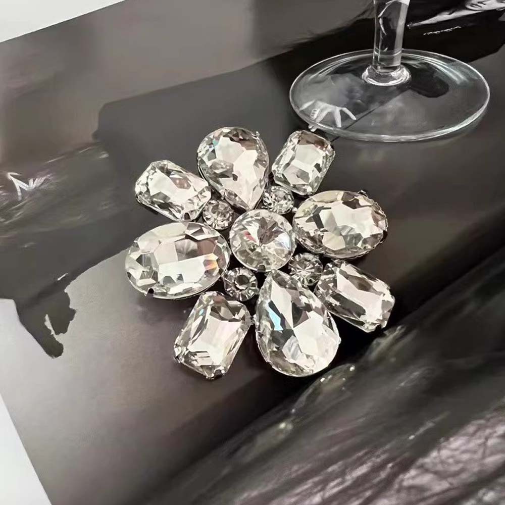 European and American New Super Flash Full Diamond Crystal Gemstone Corsage Brooch Women's Exaggerated Retro Flowers High-end Necklace Chain