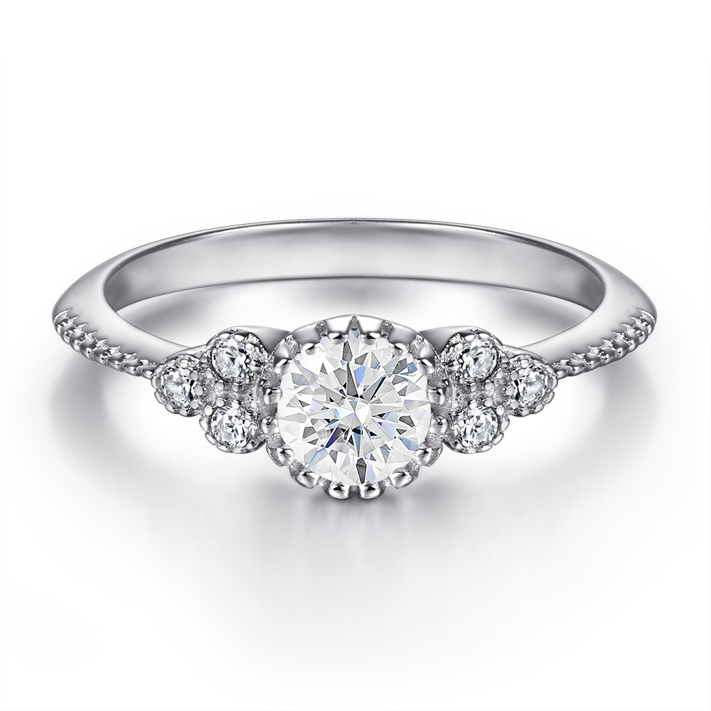 Anillo de plata esterlina s925 in color moissanita índice anillo de mujer amazon 0.5 quilates anillo de diamantes fabricantes al por mayor