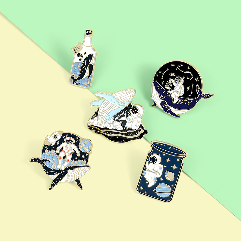 Unisex Gender Cute Pin Astronaut Whale Alloy Stoving Varnish Unisex Brooches