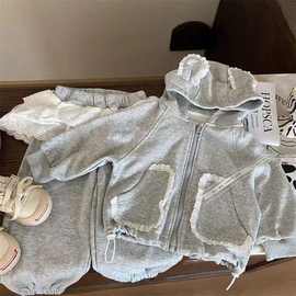 女童套装2025新款秋季韩系可爱宝宝兔子耳朵外套时尚蕾丝拼接卫裤