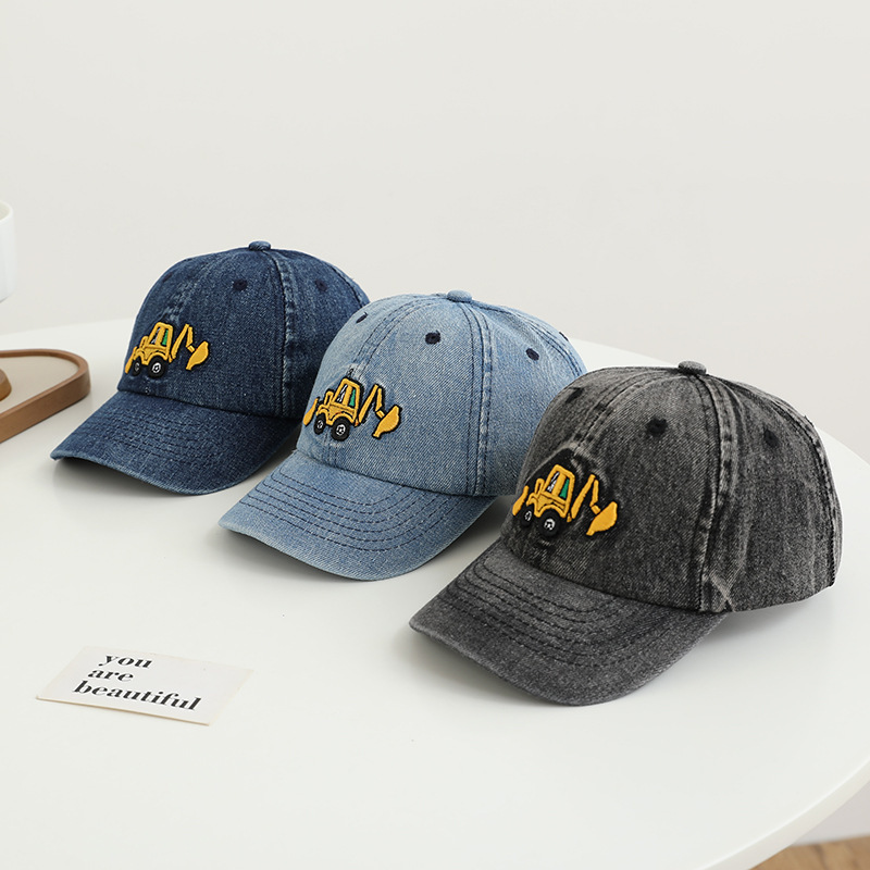 Baseballpet voor kinderen van denim met graafmachine ontwerp_voghion.com