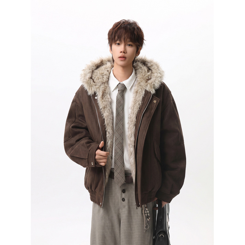 Winter Maillard retro hooded parka for men, made of suede with large fur collar and lamb wool lining, short and thickened jacket