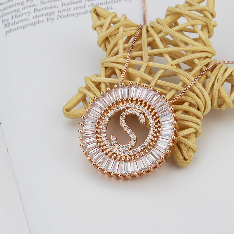 rose gold 26 English alphabet necklace