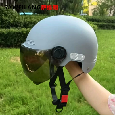 summer, autumn, and winter, Car helmet