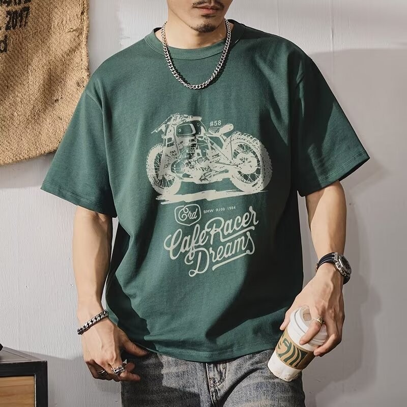 진한 녹색