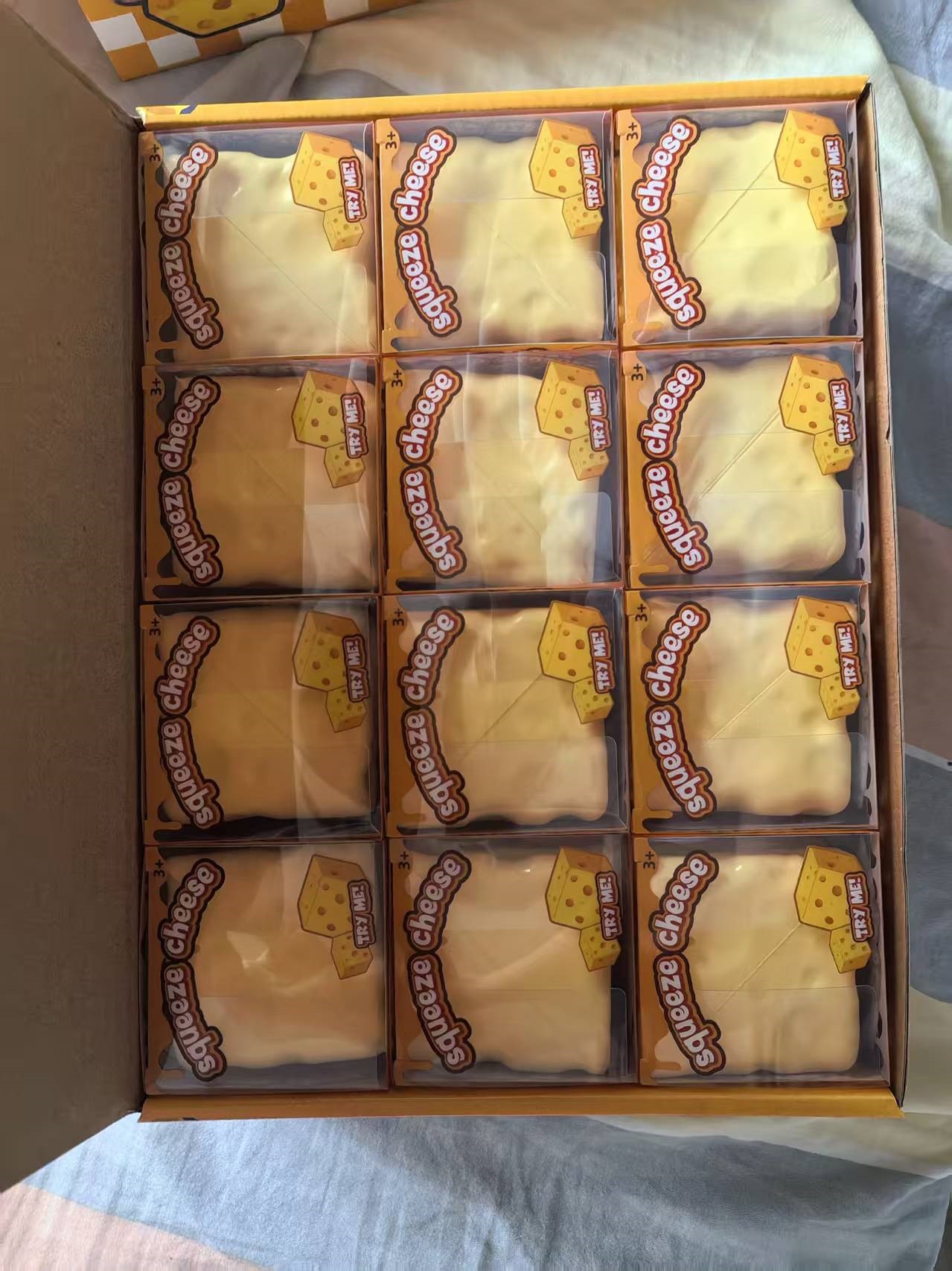 Nuevo producto explosivo bloque de queso suave - amarillo, juguete de descompresión plástica, con función de extrusión