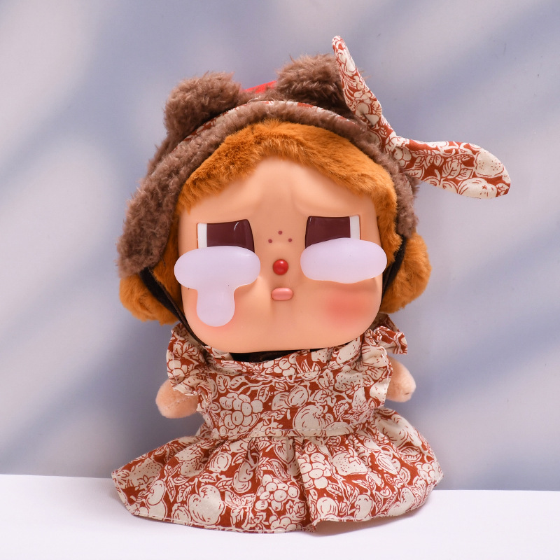 ただの子供服】泣く子供の涙の工場はゴムの顔の人形をごまかします。