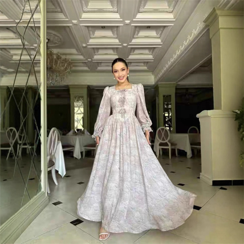 Early Autumn French Romantic Retro Palace-Style Princess Gown with Waist Tie, Puff Sleeves, and Large Hem
