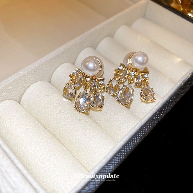 Pendientes de diamantes con gota de agua de perla de aguja de plata, estilo de lujo ligero francés, un par de pendientes, exquisitos y versátiles, nuevos pendientes para mujer