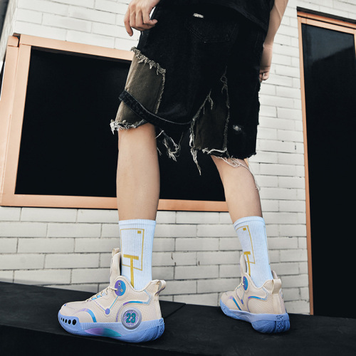 Wholesale leather practical sports shoes for adults and teenagers basketball shoes for boys and middle school students all seasons outdoor running shoes