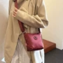 跨境新款轻便休闲小包包