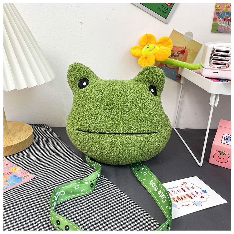 2021 Autumn New stylish and cute green frog single-shoulder crossbody bag wallet plush toy birthday gift for girls undefined