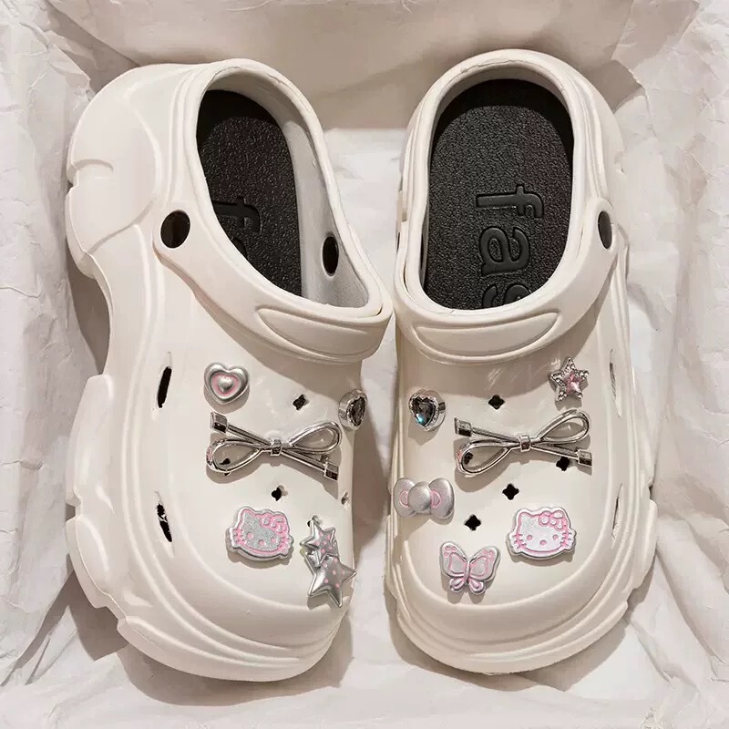 Cute Children's Clogs for Girls 2025 New Summer Outdoor Height-Increasing Non-Slip Parent-Child Closed-Toe Sandals for Girls