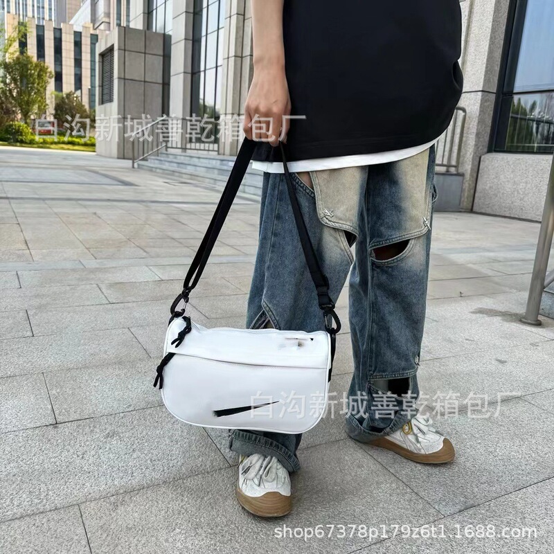 2024 Spring Nike Shoulder Bag, Crossbody Bag, Large Capacity, Fashionable and Simple, New Style Bag, Manufacturer's Large Quantity Discount