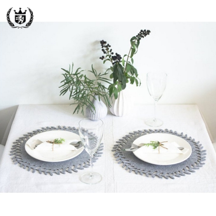 跨境供应毛毡餐垫西餐厅餐垫刀叉垫防滑餐桌垫加厚隔热餐具垫定制