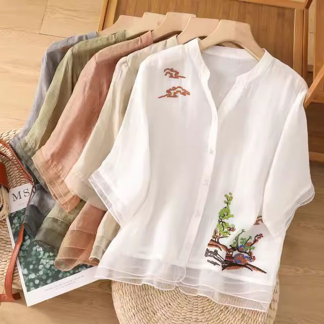 Spring and Summer New Cotton Artistic Fresh Style Embroidered V-Neck High-End Regular Style Elegant Women's Shirt Top Spring and Summer New Cotton Artistic Fresh Style Embroidered V-Neck High-End Regular Style Elegant Women's Shirt Top