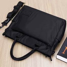 男士斜挎包;男士单肩包;旅行包袋