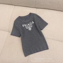 正确原prad家夏季新款胸前字母logo休闲圆领针织短袖T恤女毛衣