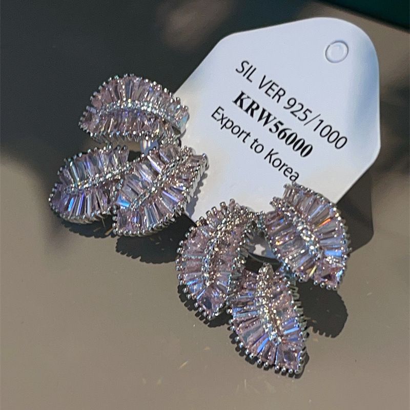 Copper Material 1 Pair Luxurious Modern Style Leaf Plating Inlay Copper Zircon Earrings
