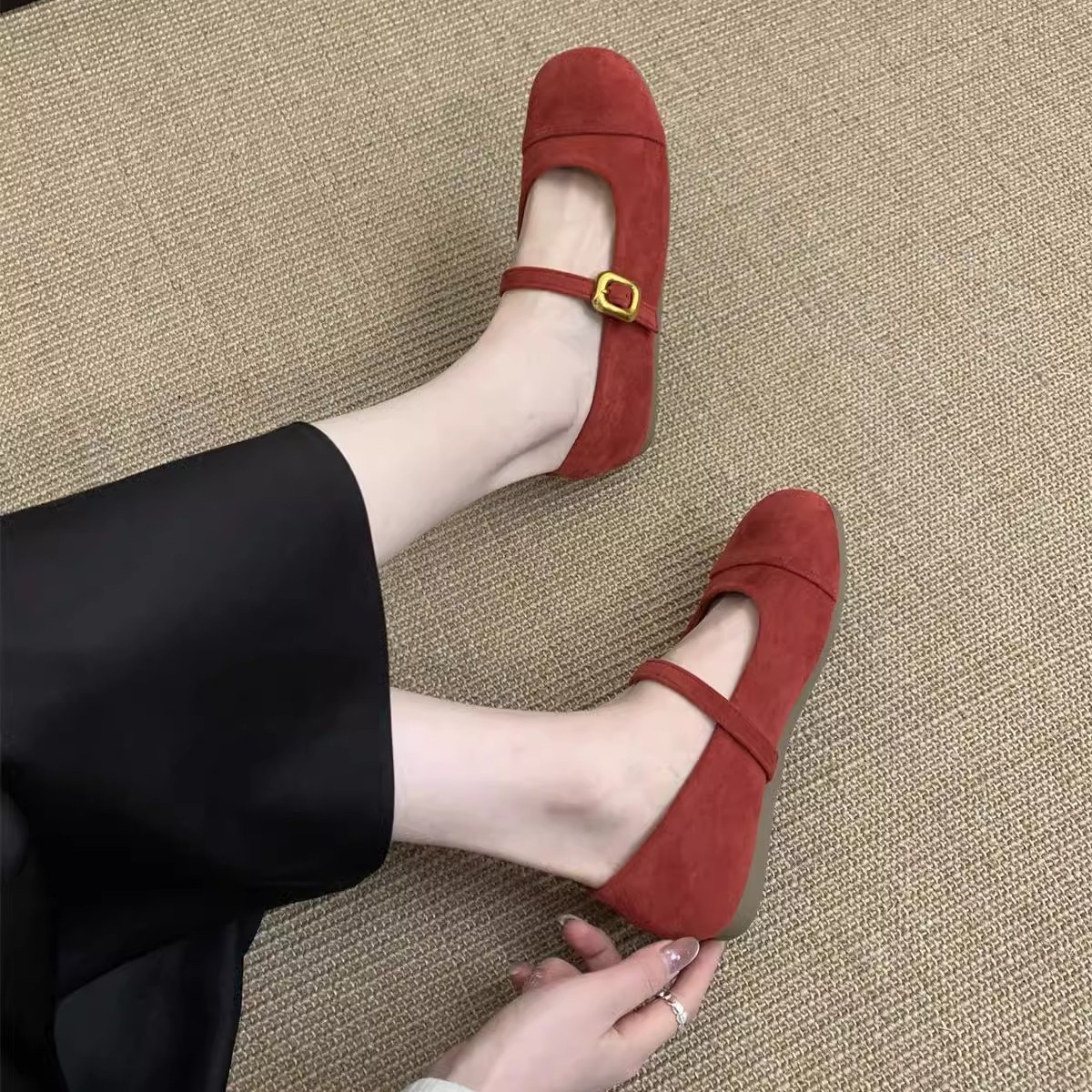 Zapatos de lápiz labial claro para mujeres primavera y otoño nuevo estilo retrógrado francés suave hadas termites zapatos mary-zhen zapatos de base plana